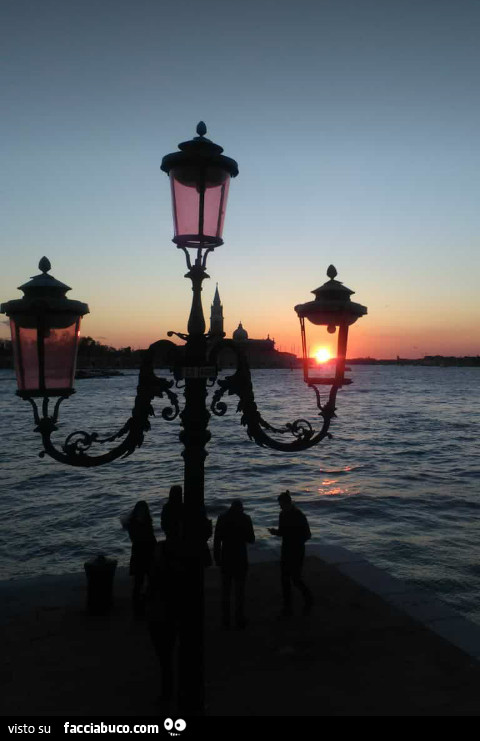 Buona serata Venezia tramonto