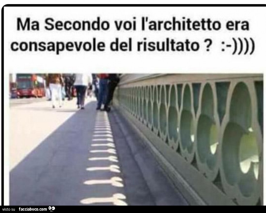 Muro crea ombre a forma di pene: Ma secondo voi l'architetto era consapevole del risultato?