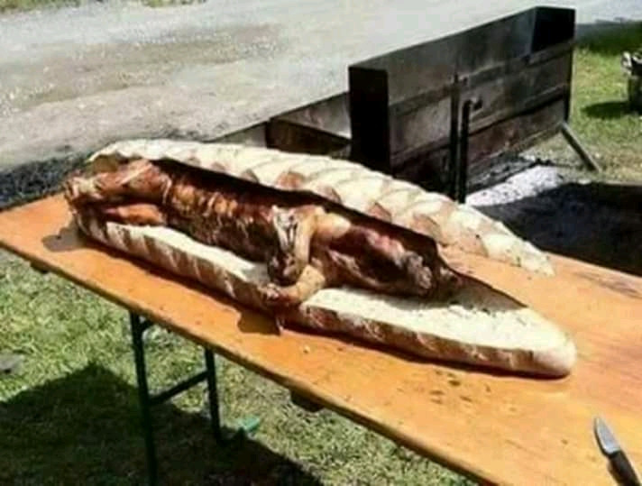 59b3cm202o-un-panino-x-smorzare-la-fame-vaccata_b.jpg